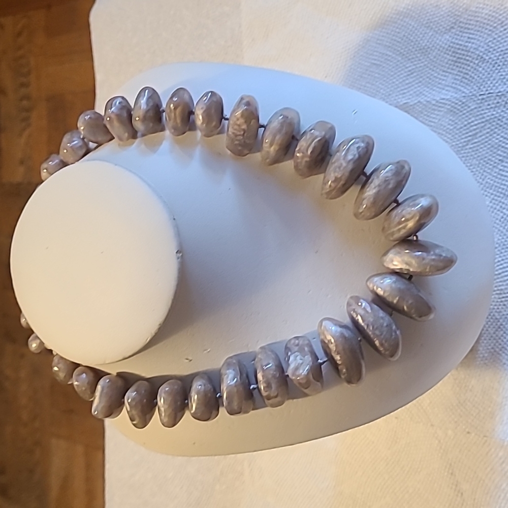 Beautiful  stone necklace for all occasions